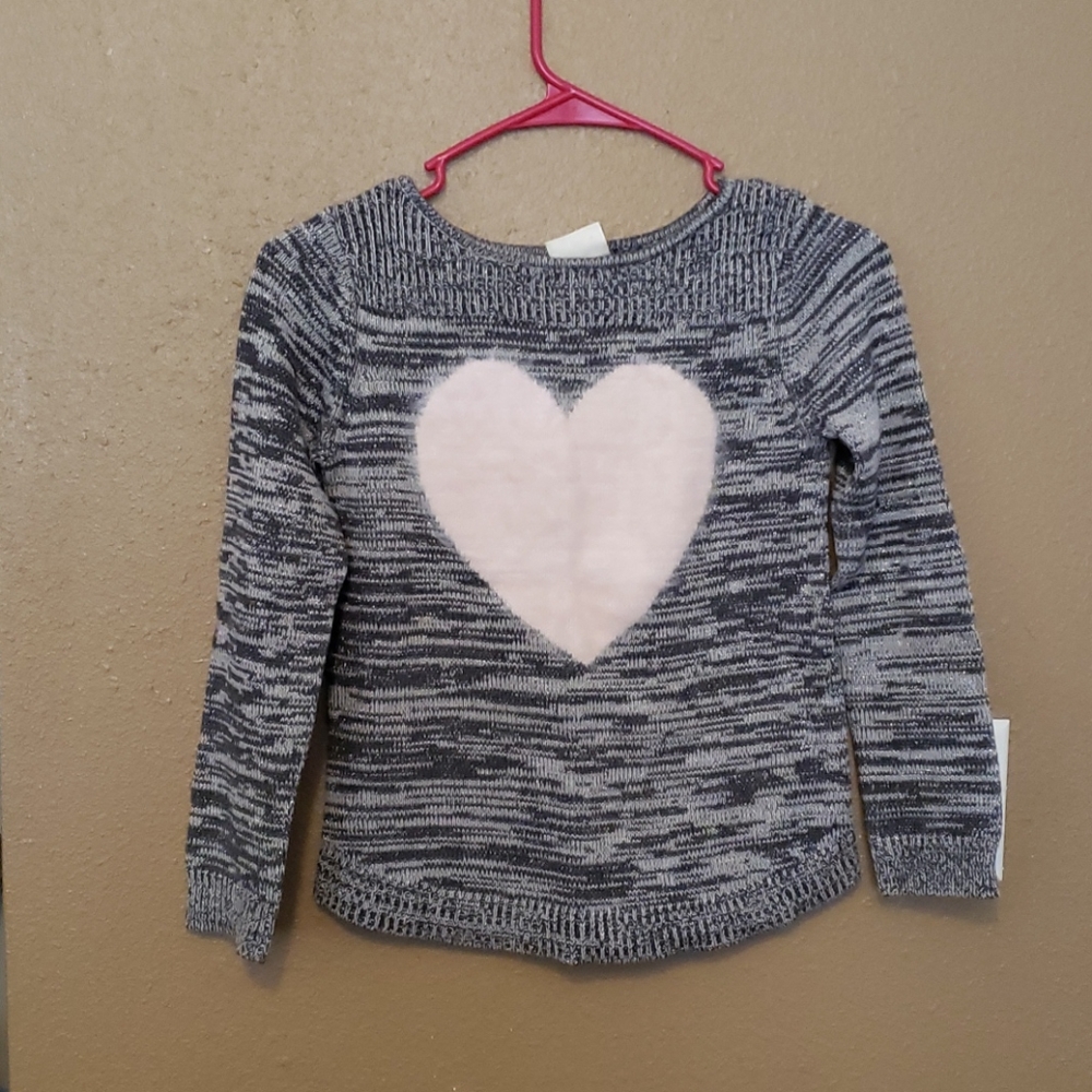 Heart design sweater